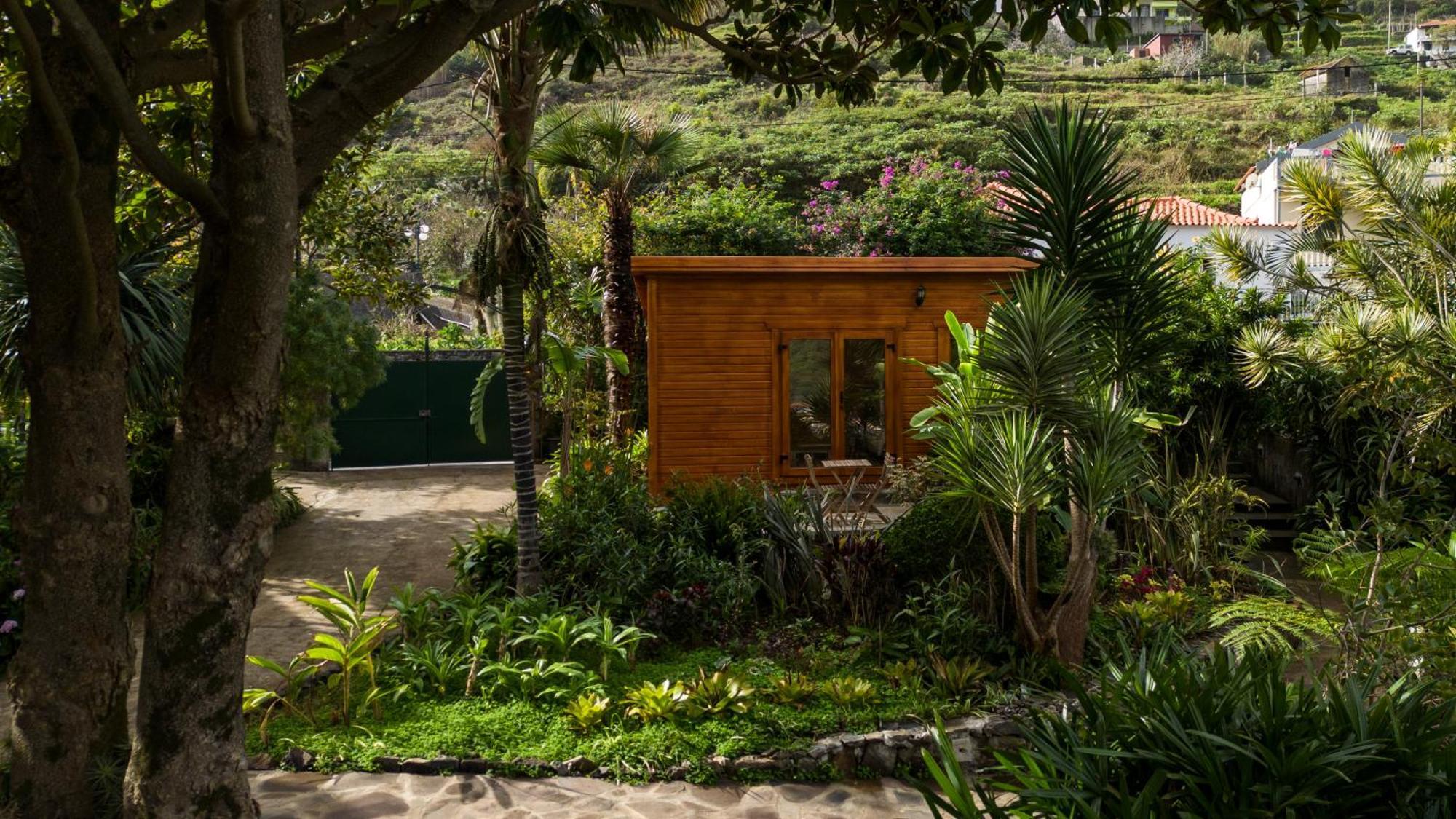 Madeira Surf Lodge São Vicente エクステリア 写真