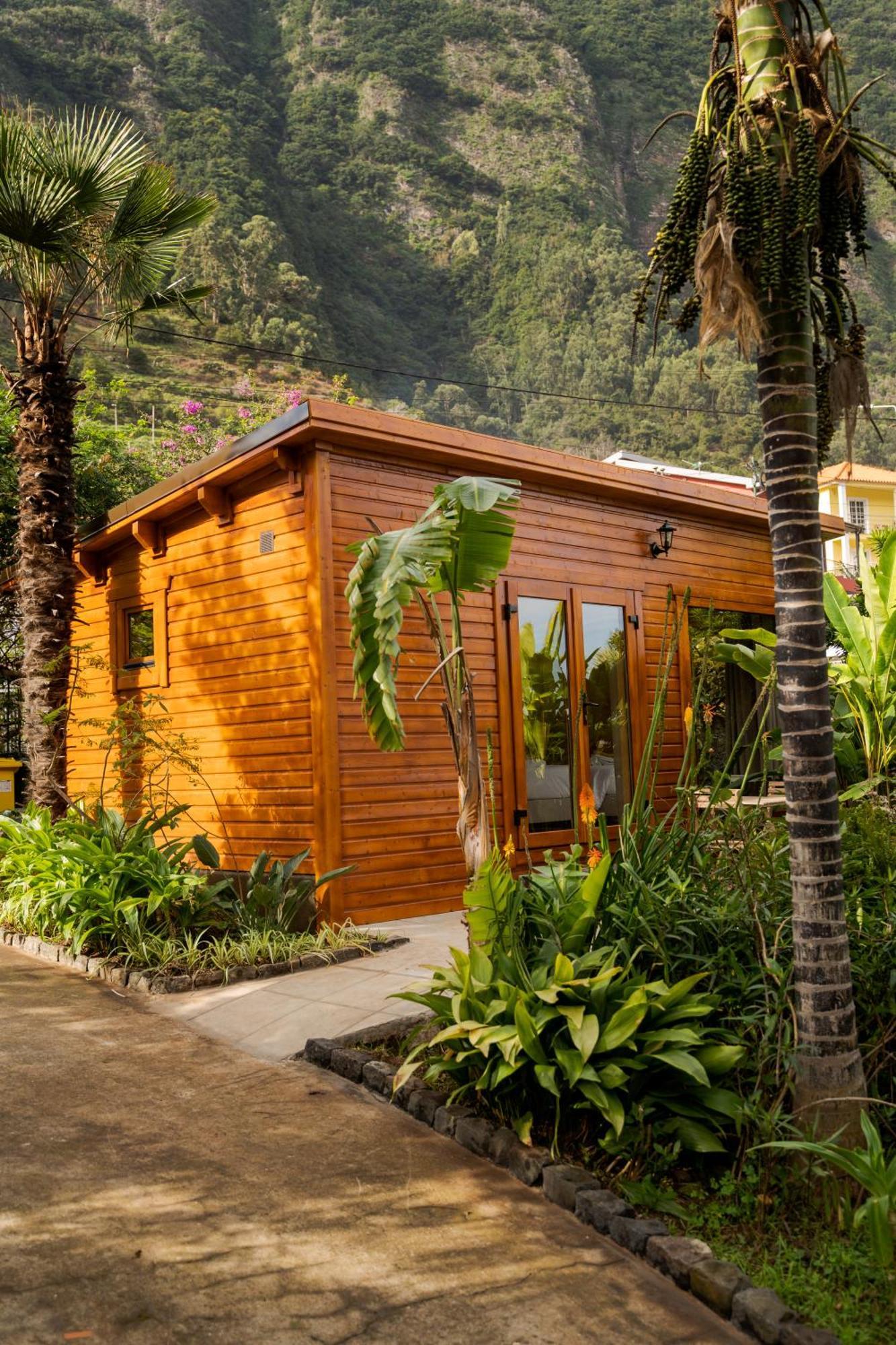 Madeira Surf Lodge São Vicente エクステリア 写真