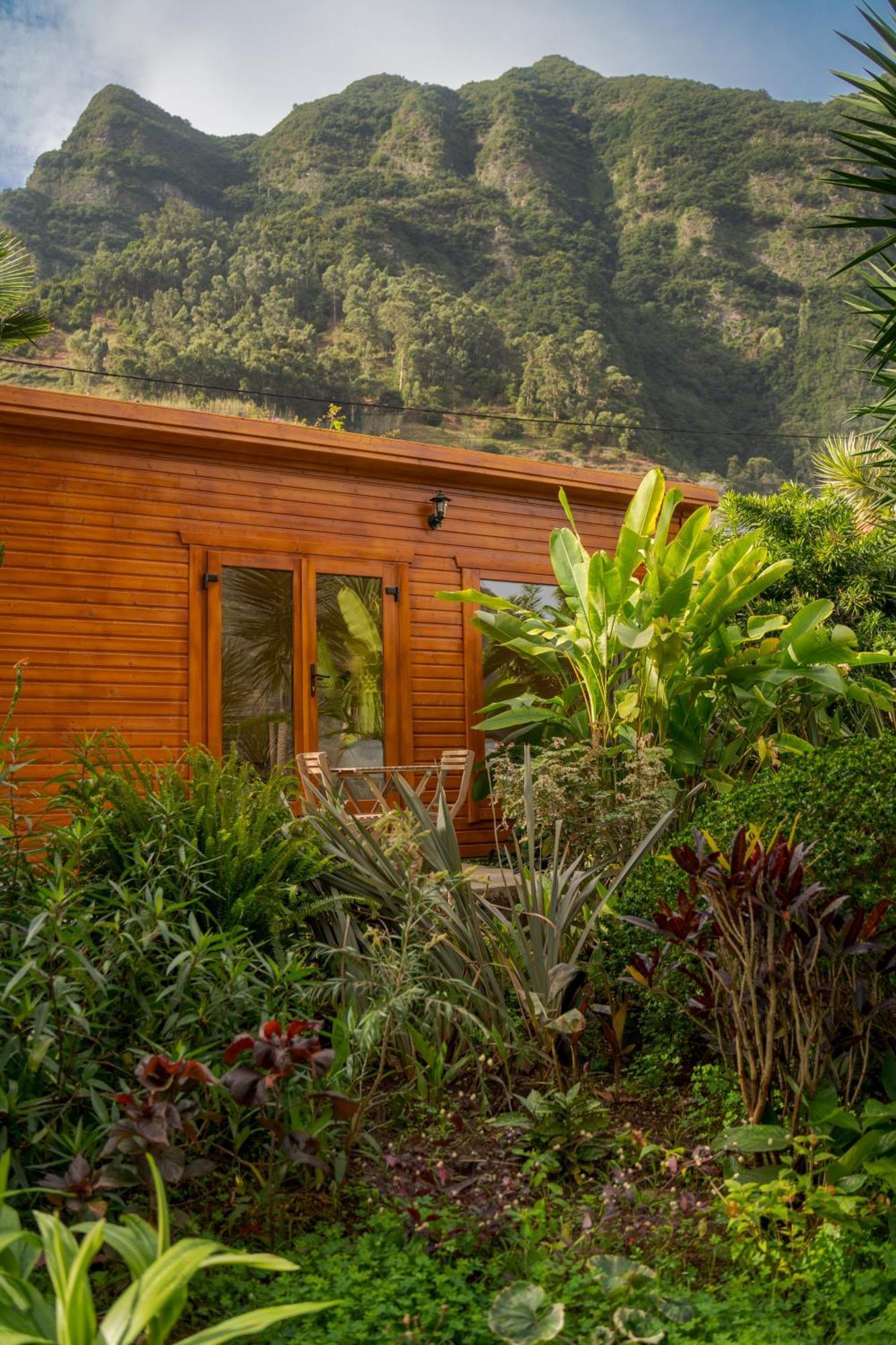 Madeira Surf Lodge São Vicente エクステリア 写真