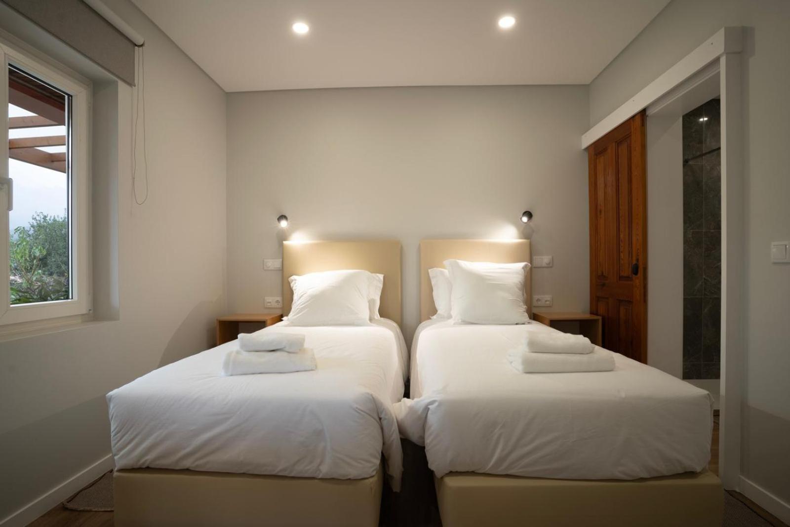 Madeira Surf Lodge São Vicente エクステリア 写真