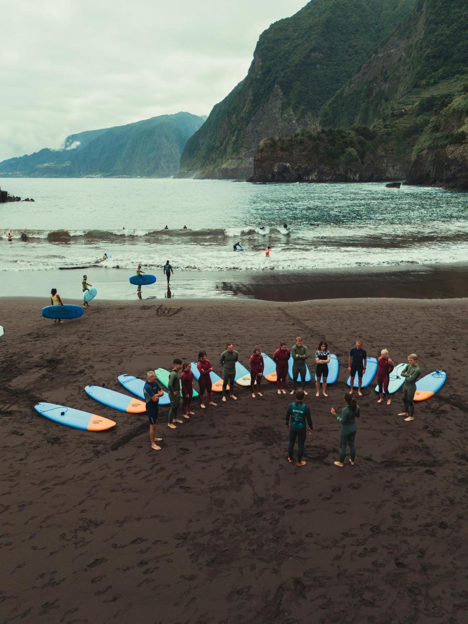 Madeira Surf Lodge São Vicente エクステリア 写真
